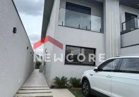 Foto 1 de Casa de Condomínio com 3 Quartos à venda, 147m² em Villas do Jaguari, Santana de Parnaíba