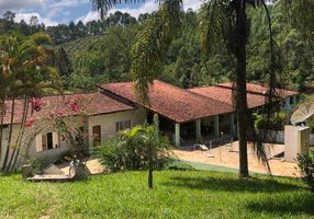 Fazenda/Sítio com 3 Quartos à venda, 400m² em Centro, Salesópolis - imagem 1 Foto 1 de Fazenda/Sítio com 3 Quartos à venda, 400m² em Centro, Salesópolis