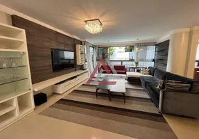Foto 1 de Apartamento com 4 Quartos à venda, 256m² em Centro, Florianópolis