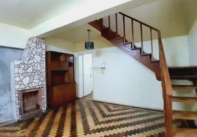 Foto 1 de Casa com 4 Quartos para alugar, 254m² em Petrópolis, Porto Alegre