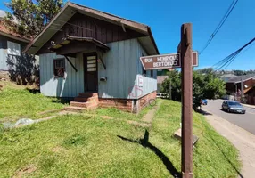 Foto 1 de Lote/Terreno à venda, 228m² em Floresta, Gramado