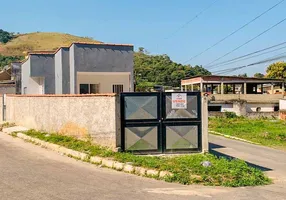 Foto 1 de Casa com 2 Quartos à venda, 189m² em Piabeta, Magé