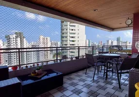 Foto 1 de Apartamento com 4 Quartos à venda, 190m² em Graças, Recife