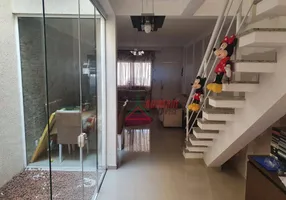 Foto 1 de Sobrado com 3 Quartos à venda, 140m² em Jardim Patente, São Paulo