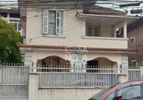 Foto 1 de Casa com 2 Quartos para alugar, 235m² em Boqueirão, Santos