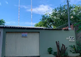 Foto 1 de Casa com 2 Quartos para alugar, 50m² em Jardim Petrópolis, Goiânia