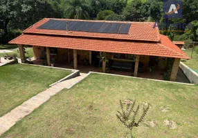 Foto 1 de Fazenda/Sítio com 3 Quartos à venda, 200m² em Parque Valinhos, Valinhos