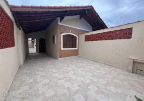 Foto 1 de Casa com 2 Quartos à venda, 79m² em Balneário Maracanã, Praia Grande