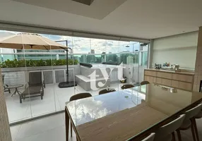 Foto 1 de Cobertura com 3 Quartos à venda, 190m² em Vila Olímpia, São Paulo