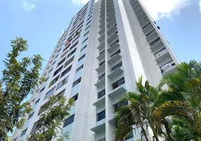 Foto 1 de Apartamento com 3 Quartos para alugar, 130m² em Graças, Recife