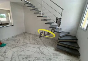 Foto 1 de Casa de Condomínio com 2 Quartos para venda ou aluguel, 56m² em Chácara Real Caucaia do Alto, Cotia