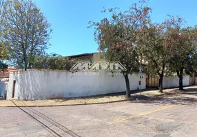Foto 1 de Casa com 4 Quartos para venda ou aluguel, 270m² em Jardim São Jorge, Valinhos