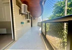 Foto 1 de Apartamento com 3 Quartos à venda, 131m² em Jardim Guanabara, Rio de Janeiro