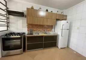 Foto 1 de Apartamento com 2 Quartos à venda, 117m² em Ponta da Praia, Santos