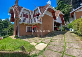 Foto 1 de Casa com 3 Quartos à venda, 211m² em Capivari, Campos do Jordão