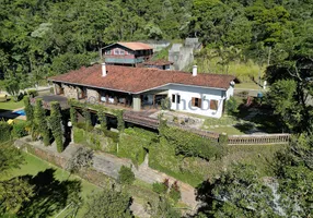 Foto 1 de Casa com 4 Quartos à venda, 575m² em Carlos Guinle, Teresópolis