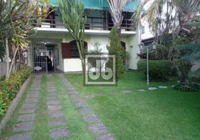 Foto 1 de Casa com 5 Quartos à venda, 600m² em Fonseca, Niterói