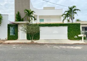 Foto 1 de Sobrado com 5 Quartos à venda, 460m² em Tibery, Uberlândia