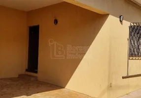 Foto 1 de Casa com 3 Quartos à venda, 200m² em Vila Xavier, Araraquara