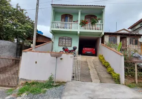 Foto 1 de Sobrado com 3 Quartos à venda, 140m² em Vila Torres, Campo Largo