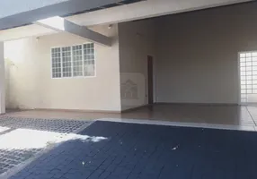 Foto 1 de Casa com 3 Quartos à venda, 195m² em Vigilato Pereira, Uberlândia