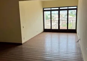 Foto 1 de Apartamento com 3 Quartos à venda, 120m² em Centro, Uberaba