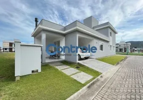 Foto 1 de Casa de Condomínio com 3 Quartos à venda, 143m² em Deltaville, Biguaçu