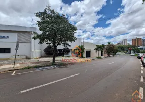 Foto 1 de Sala Comercial para alugar, 200m² em Vila Ipiranga, Londrina