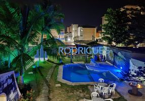 Foto 1 de Casa com 10 Quartos para venda ou aluguel, 800m² em Praia do Flamengo, Salvador