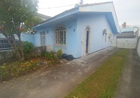 Foto 1 de Casa com 4 Quartos à venda, 176m² em Kobrasol, São José