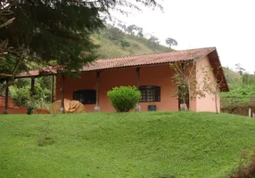 Foto 1 de Fazenda/Sítio com 3 Quartos à venda, 220m² em , Igaratá