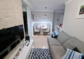 Foto 1 de Apartamento com 2 Quartos para alugar, 58m² em Pestana, Osasco