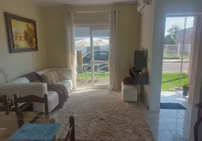 Foto 1 de Casa com 2 Quartos à venda, 60m² em Guarani, Capão da Canoa