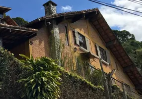 Foto 1 de Casa com 3 Quartos à venda, 223m² em Simeria, Petrópolis