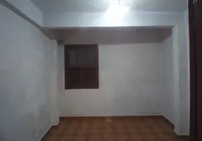 Foto 1 de Casa com 1 Quarto para alugar, 40m² em Cidade Ademar, São Paulo