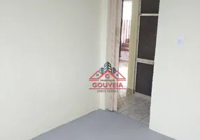 Foto 1 de Apartamento com 2 Quartos à venda, 35m² em Conjunto Habitacional Castro Alves, São Paulo