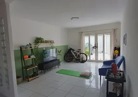 Foto 1 de Casa com 2 Quartos à venda, 70m² em Imbuí, Salvador