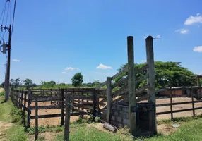 Foto 1 de Fazenda/Sítio com 2 Quartos à venda, 400000m² em , Carapebus