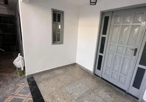 Foto 1 de Casa com 4 Quartos à venda, 300m² em Jardim Camburi, Vitória