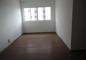 Foto 1 de Apartamento com 3 Quartos para alugar, 74m² em Vila Gomes, São Paulo