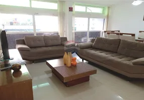 Foto 1 de Apartamento com 3 Quartos para alugar, 134m² em Pitangueiras, Guarujá