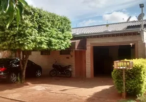 Foto 1 de Casa com 2 Quartos à venda, 250m² em Pioneiros, Campo Grande