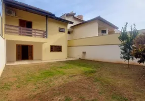 Foto 1 de Casa de Condomínio com 3 Quartos à venda, 250m² em Iporanga, Sorocaba
