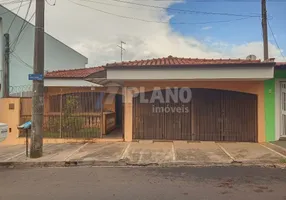 Foto 1 de Casa com 3 Quartos para alugar, 238m² em Jardim Centenário, São Carlos