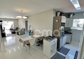 Foto 1 de Apartamento com 3 Quartos à venda, 108m² em Velha, Blumenau