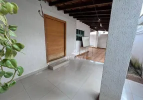 Foto 1 de Casa com 3 Quartos à venda, 160m² em Patrimônio, Uberlândia