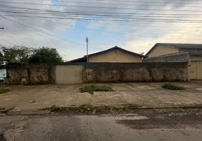 Foto 1 de Casa com 3 Quartos à venda, 104m² em Setor Garavelo, Goiânia