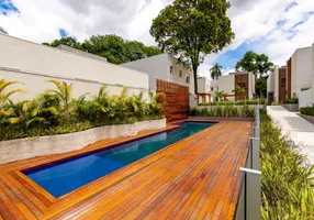 Foto 1 de Casa de Condomínio com 4 Quartos à venda, 520m² em Granja Julieta, São Paulo