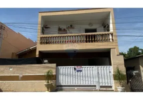 Foto 1 de Casa com 3 Quartos à venda, 309m² em Vila Santa Helena, Tupã