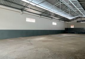 Galpão / Depósito / Armazém com segurança interna, 405 m² em Consolação,  Vitória - ZAP Imóveis